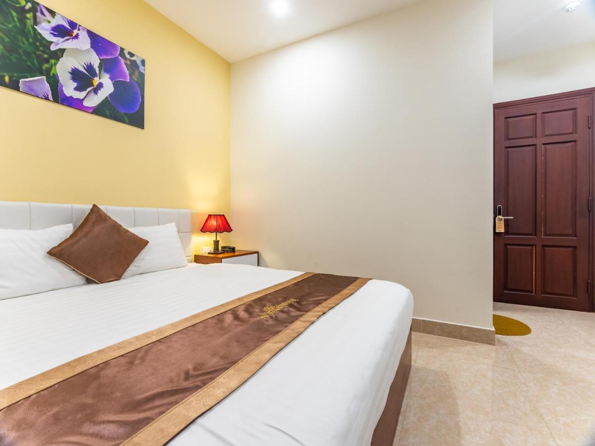 Aurora Hotel Dalat Extérieur photo