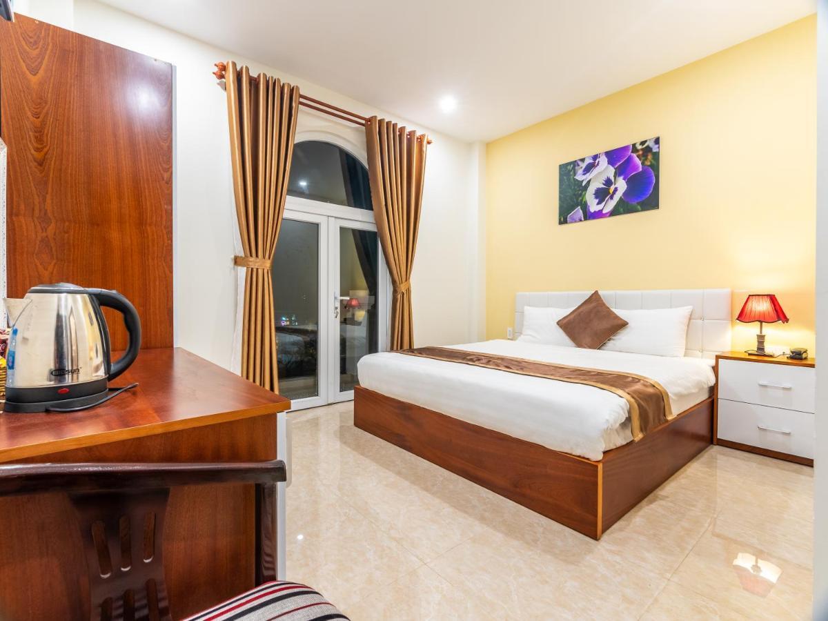 Aurora Hotel Dalat Extérieur photo